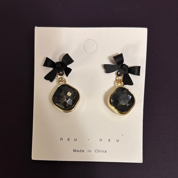 Jewelry - nxu·nxu Chic Black Bow & Faceted Smokey Crystal Drop Earrings